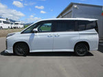 VOXY HYBRID