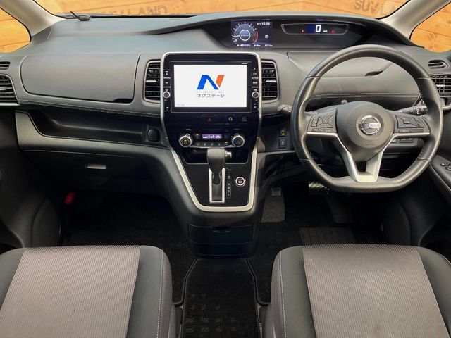 SERENA  S-HYBRID 4WD