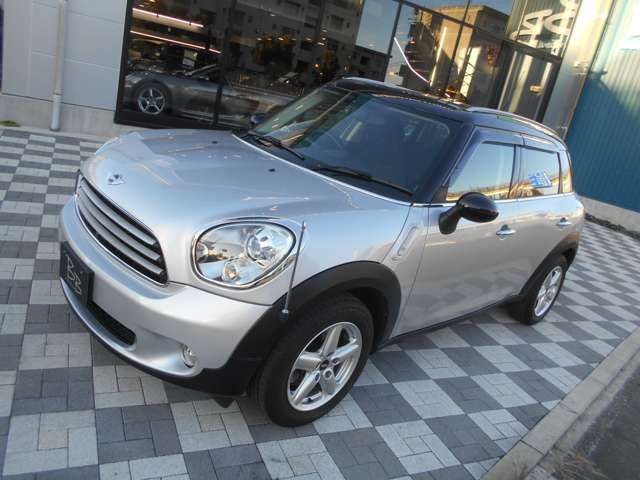 BMW MINI COOPER CROSSOVER