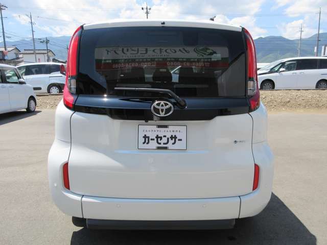SIENTA HYBRID