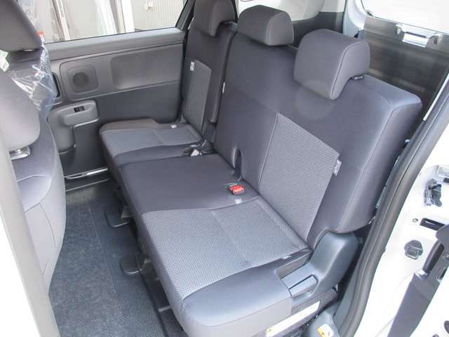 SIENTA HYBRID