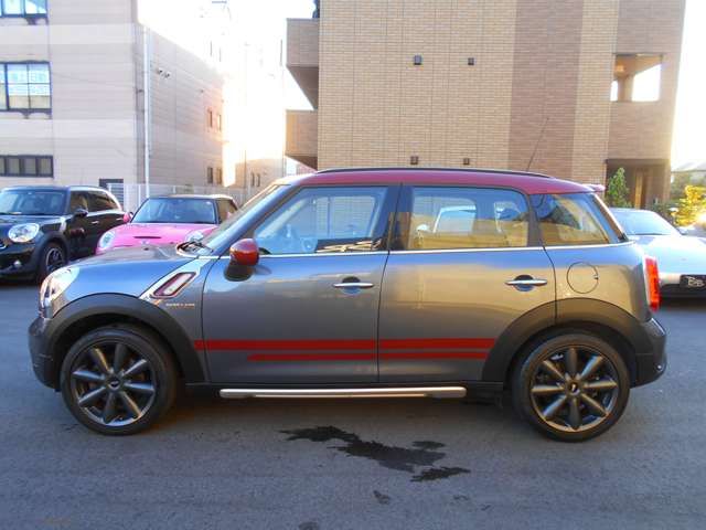 BMW MINI COOPER SD CROSSOVER