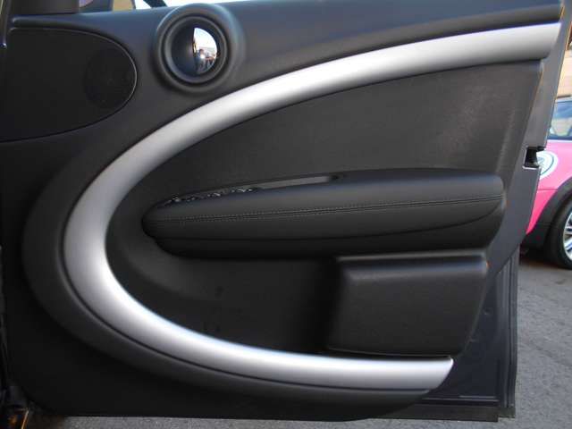 BMW MINI COOPER SD CROSSOVER