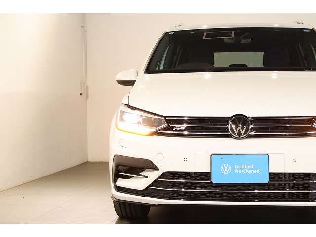 VOLKSWAGEN GOLF TOURAN