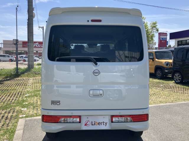 NV100 CLIPPER RIO
