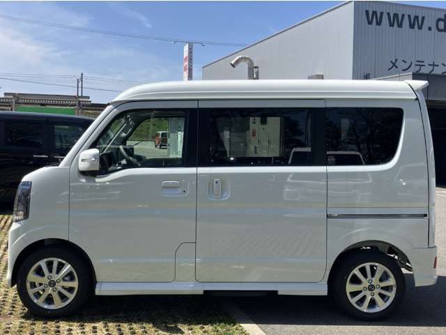 NV100 CLIPPER RIO