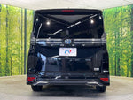 VOXY HYBRID