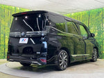 VOXY HYBRID