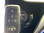 VOXY HYBRID
