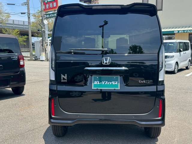 N BOX CUSTOM 4WD