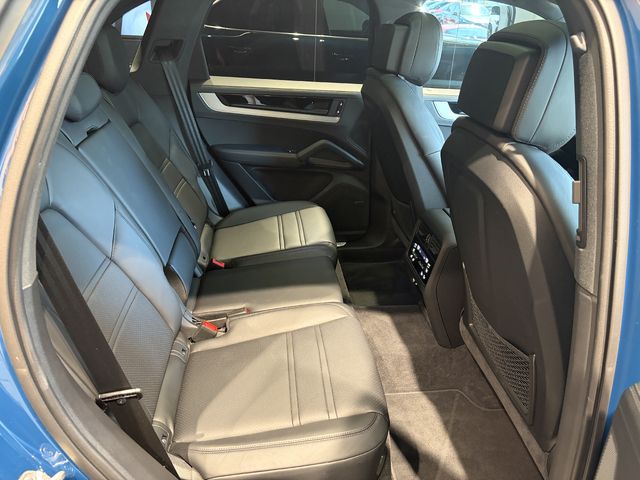 PORSCHE Cayenne coupe