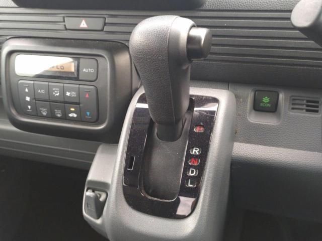 N-VAN