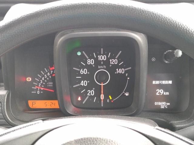 N-VAN