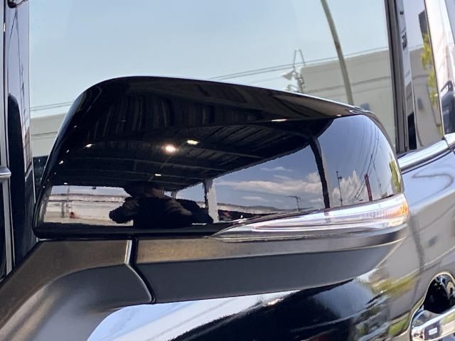 VELLFIRE  HYBRID 4WD