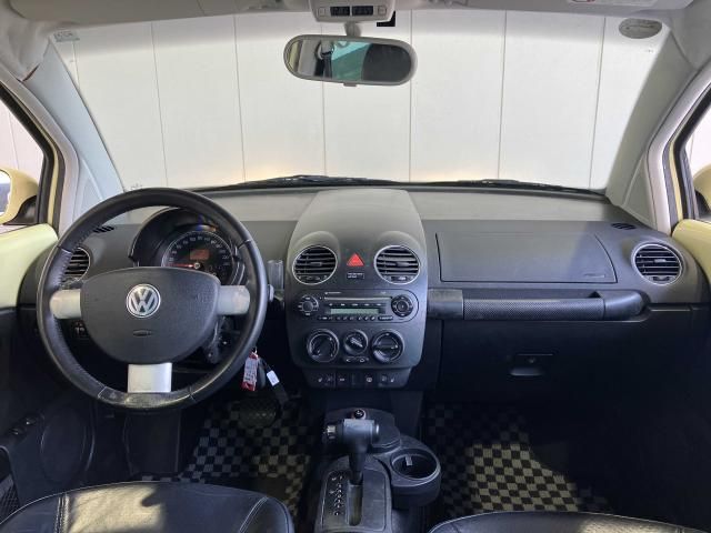VOLKSWAGEN BEETLE
