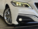 CROWN sedan hybrid