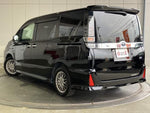 VOXY HYBRID