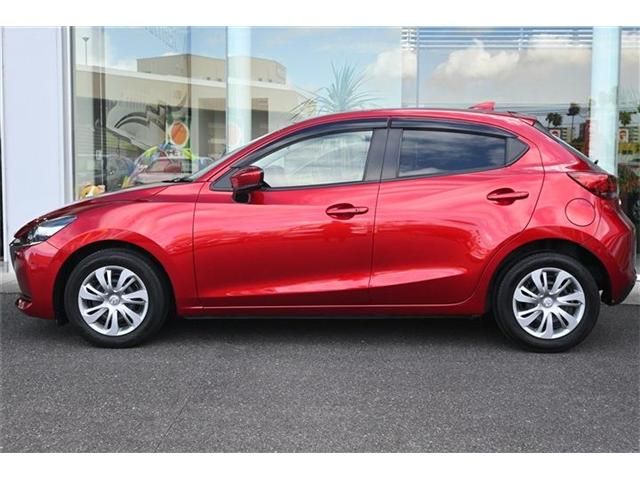 MAZDA2