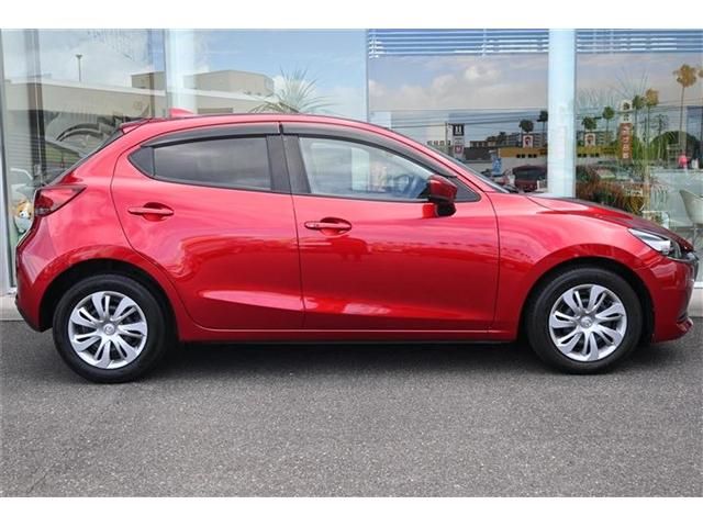 MAZDA2