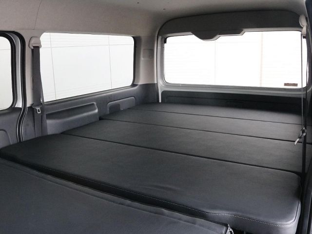 HIACE van 4WD