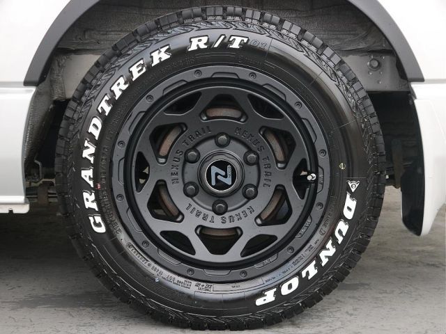 HIACE van 4WD