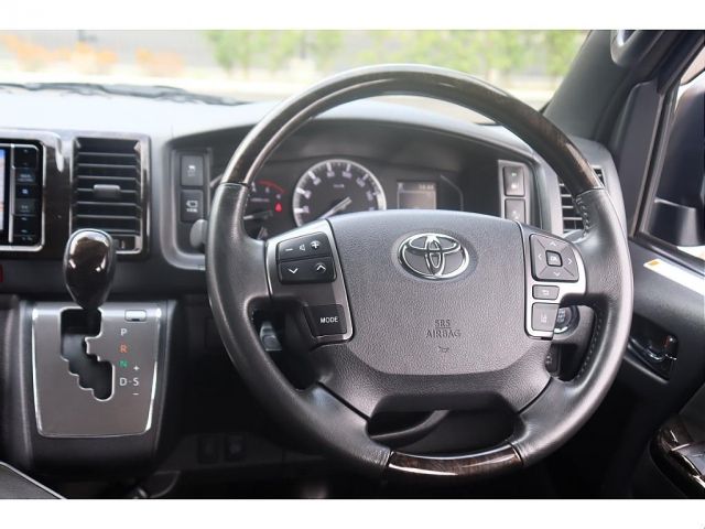 HIACE van 2WD