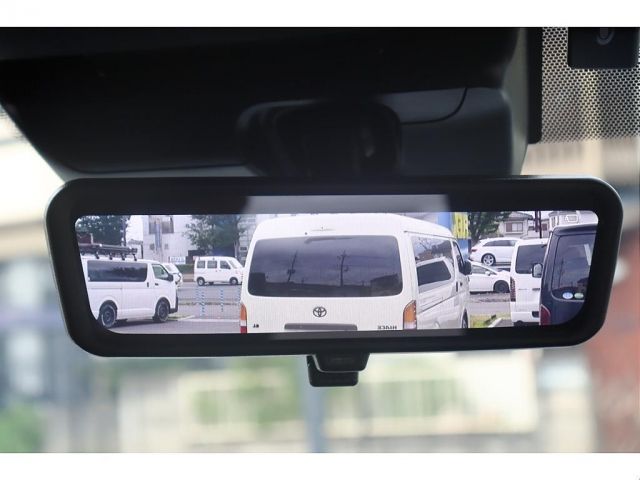 HIACE van 2WD