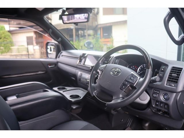 HIACE van 2WD