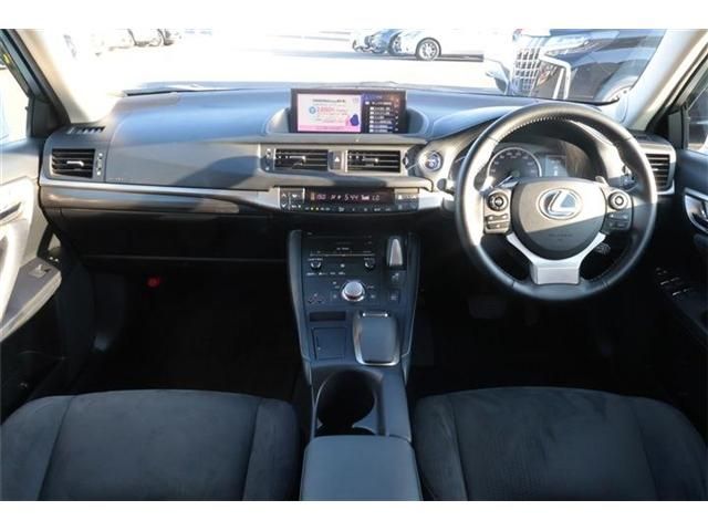 LEXUS CT200h