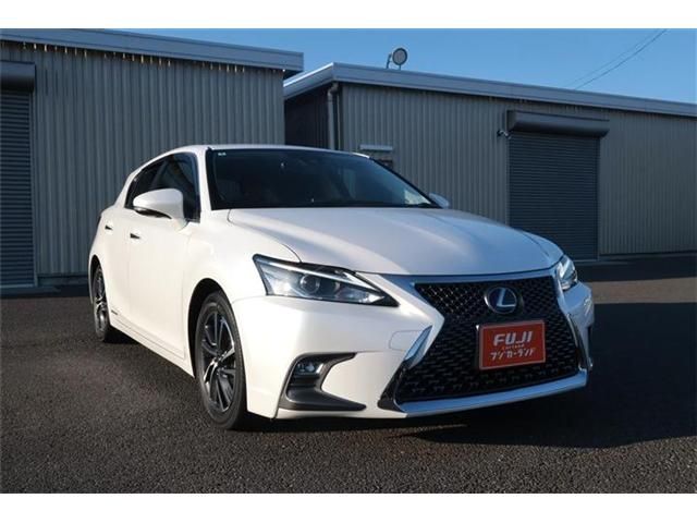 LEXUS CT200h