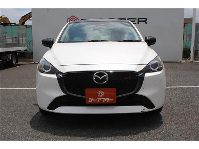 MAZDA2