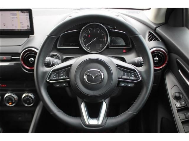 MAZDA2