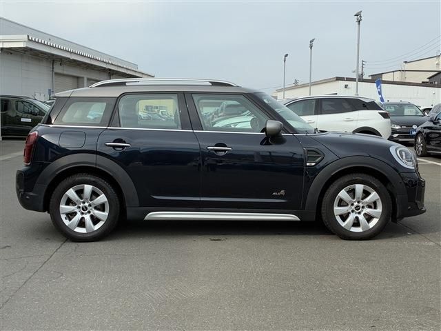 MINI COOPER D CROSSOVER