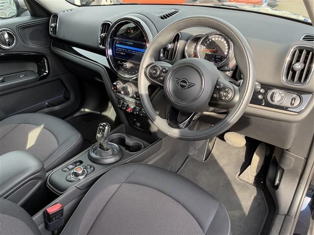MINI COOPER D CROSSOVER