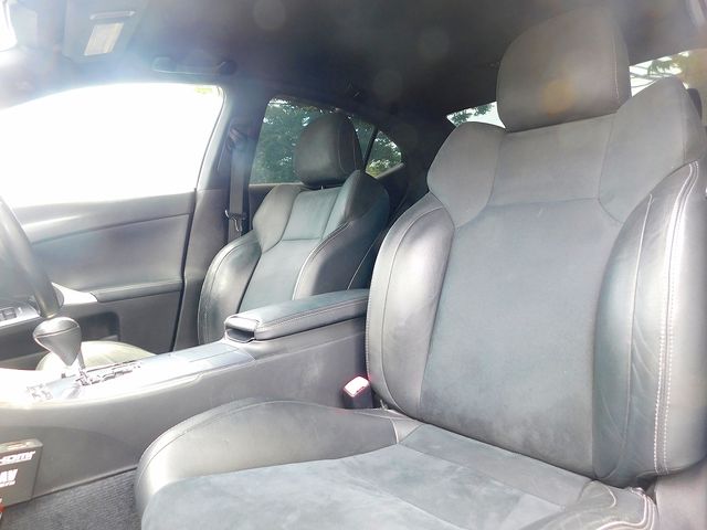 LEXUS IS250