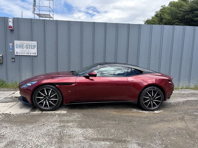 ASTON MARTIN