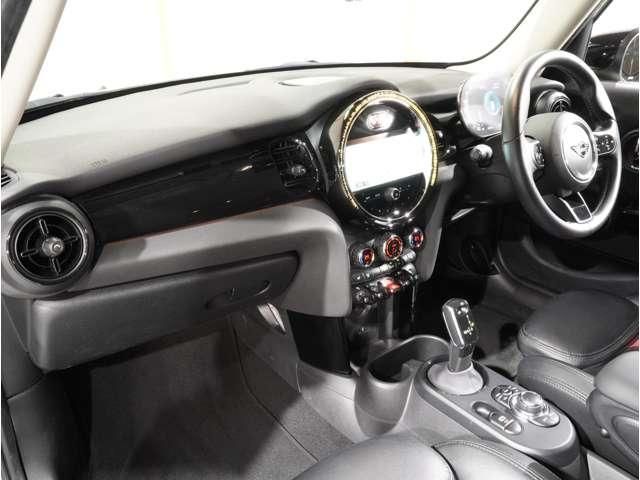 MINI COOPER SD 5DOOR