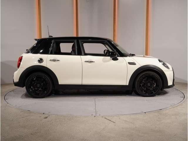 MINI COOPER SD 5DOOR