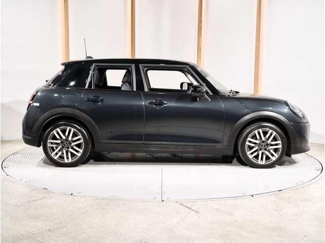 MINI COOPER 5DOOR