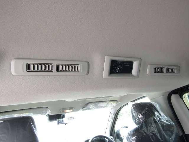 CARAVAN van 2WD