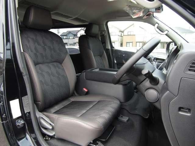 CARAVAN van 2WD