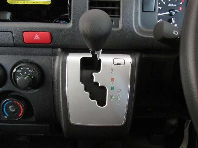 HIACE van 4WD