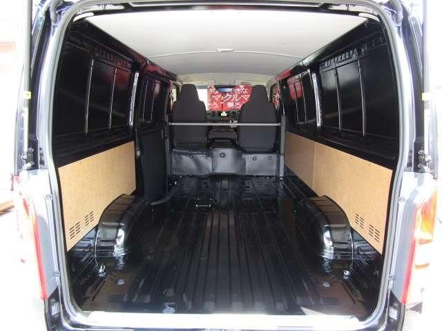 HIACE van 4WD