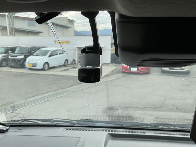 CARAVAN van 4WD