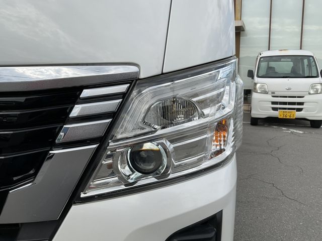 CARAVAN van 4WD
