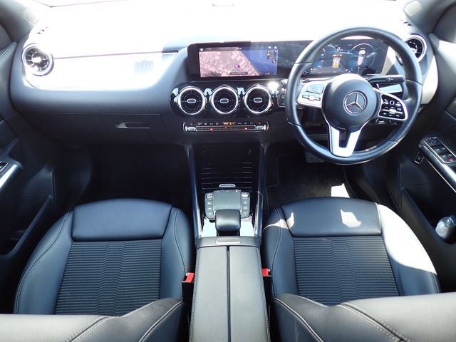 MERCEDES BENZ GLA class