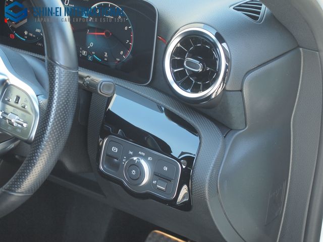 MERCEDES BENZ A-class