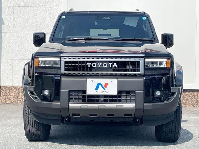 LANDCRUISER 250