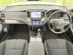 CROWN sedan hybrid