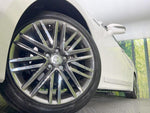 CROWN sedan hybrid